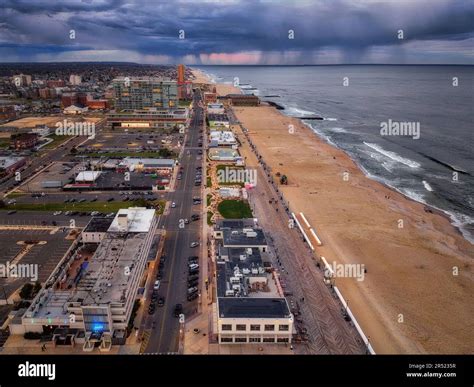 Asbury Park Boardwalk Aerial NJ - Luftaufnahme der Promenade am Asbury ...