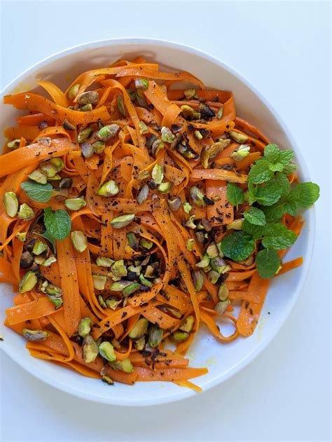 Moroccan Carrot Salad (Salatat Al Jazar) - Jamil Ghar