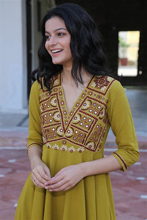 Authentic Hand Embroidered Designer Dresses & Kurtas | Okhai Store ...