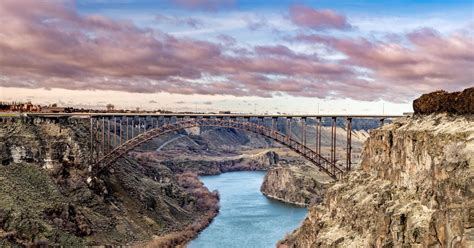 Twin Falls Travel Guide | Twin Falls Tourism - KAYAK