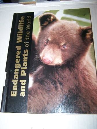 Endangered Wildlife and Plants of the World : Amazon.in: Books