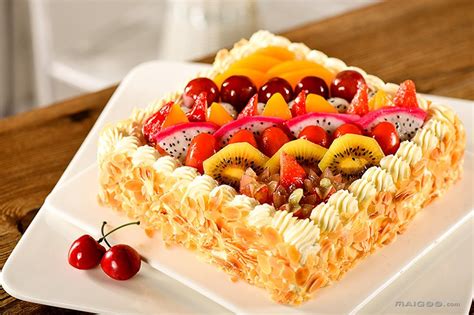 好看的水果蛋糕图片 - 【花卉百科网】