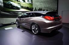 Honda Wagon Models by Honda Civic Wagon Concept Looks Beautiful In Geneva Live Honda Wagon Models