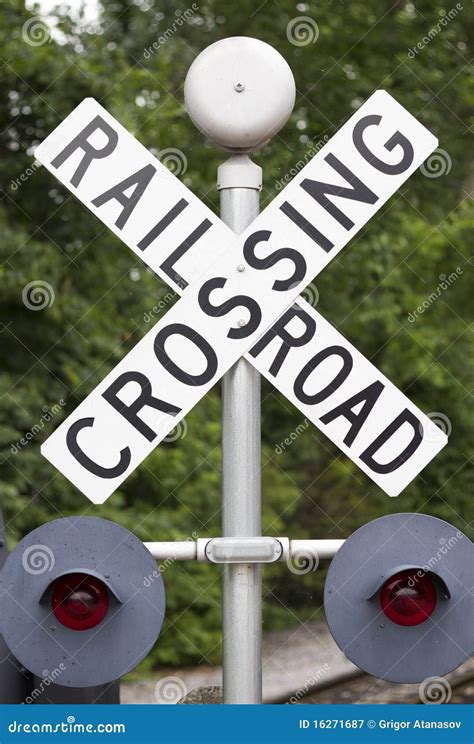 Railroad crossing sign stock image. Image of cross, rail - 16271687