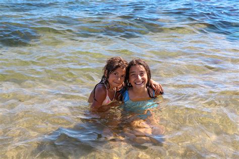 Coronaventures: Menauhant Beach in East Falmouth · Steffanys Choice