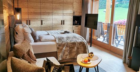 3bad-moos-dolomites-spa-resort-eine-wohlfuehloase-im-naturpark-drei ...