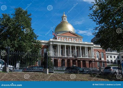 Massachusetts State Capital Building, Boston Editorial Stock Photo - Image of state, offices ...