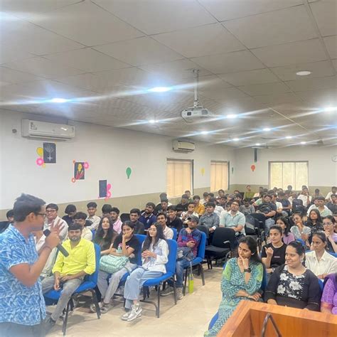 Bhagwan Mahavir University - Best University In Gujarat