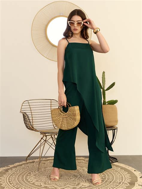 Women Solid Green Square Neck Sleeveless High-Low Hem Side-Slitted ...