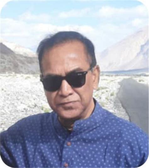 President's Desk | Uttarayan