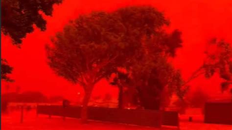 'Incredibly eerie': Skies turn blood red across Western Australia ahead ...