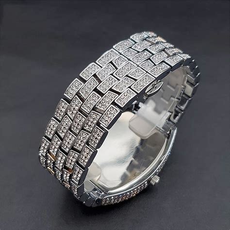 Iced Out Quartz Watch Valentine's Day Gift for men Women Big Wrist Full ...