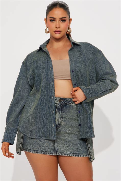 Plus Size Denim Shirts and Tops for Women | Fashion Nova