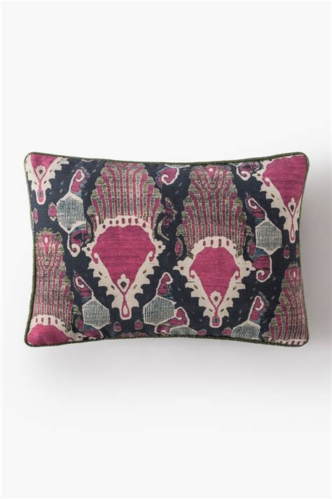 Good Earth – Stylish Sustainable Luxury Retail | Goodearth.in