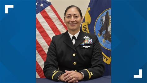 Navy vet from Bradenton earns award at Navy Supply Corps School | wtsp.com