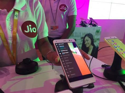 Reliance Jio 4G Offer: LYF smartphones, JioFi 2 available on Jio.com ...