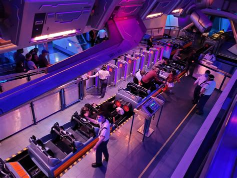Space Mountain Overview | Disneyland Attractions - DVC Shop