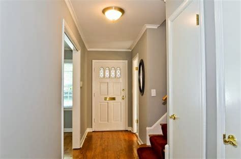 Benjamin Moore Light Pewter 1464: ULTIMATE Review + Pics