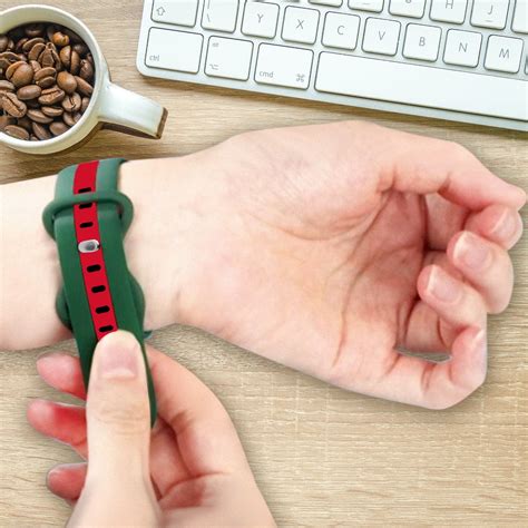 Gripp 45/49mm Tutone Watch Strap - Green/red – Inspireonline