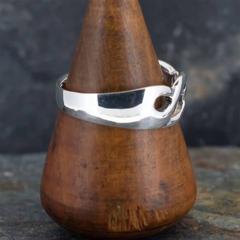 Modern Sterling Silver Celtic Knot ring - Royal Mile Silver