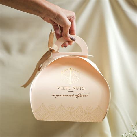 Pastel Folding Hamper – Vedic Nuts