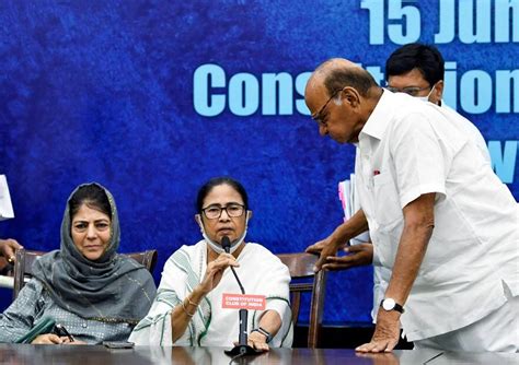 Mamata Banerjee takes driver's seat to unite Opposition ahead of ...