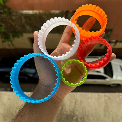 Round Zig Zag Cutter – Arife.Aesthetics