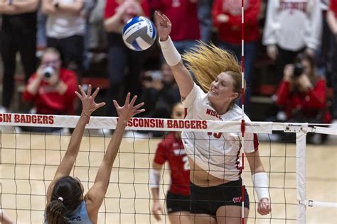 Wisconsin volleyball releases 2024 schedule