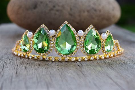 Tiana Tiara, Glow in the Dark Princess and the Frog Crown, Glowing Anna ...