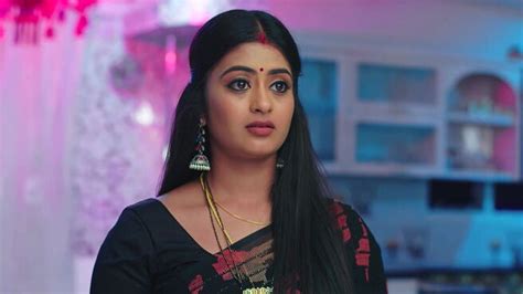 Aval Varuvala TV Show - Watch Latest Seasons, Full Episodes Online on JioTV