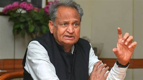 CM Ashok Gehlot went meet Nasir Junaid family in Bharatpur Slogans ...