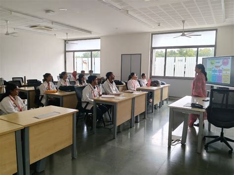 Shrimad Rajchandra College of Physiotherapy