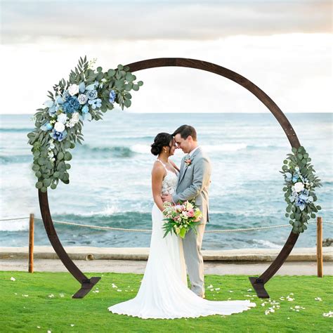 Circle wedding arch ideas 60 photos - Astyledwedding.com