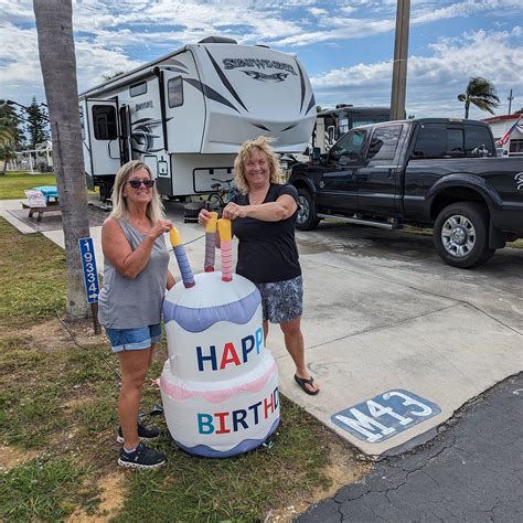 RAINTREE RV RESORT (North Fort Myers) - Campground Reviews & Photos ...