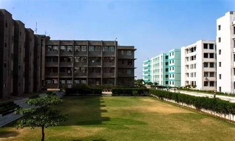 SGT University, Gurgaon: Courses, Fees, Admissions, Cutoffs, Reviews
