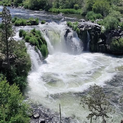 Steelhead Falls Trailhead & Campground | Terrebonne, Oregon