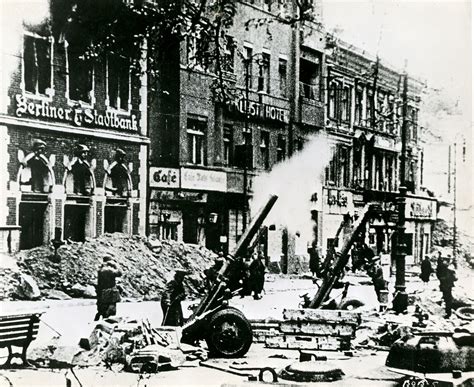 Timeline of World War II | Key Events, Europe, Pacific, & Battles ...