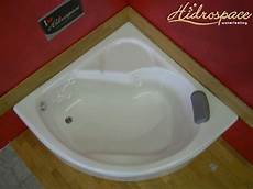 vasca da bagno con seduta vasca da bagno angolare ibis 120x120 130x130 vasca da bagno con seduta vasca da bagno angolare ibis 120x120 130x130