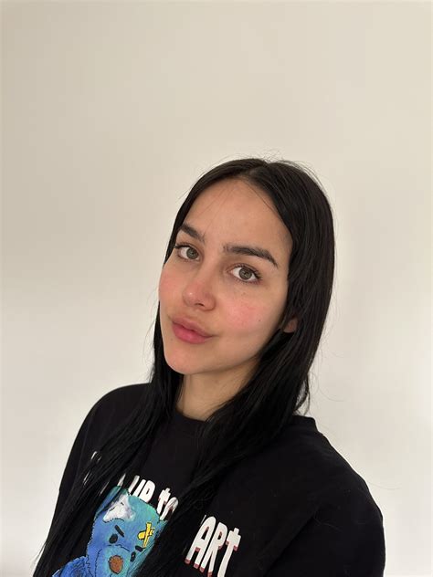 TW Pornstars - Vita Celestine. Twitter. Holis, buen día. 5:02 PM - 24 Mar 2023