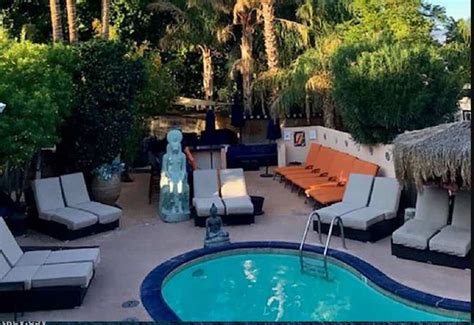 The Top 9 Nude Resorts in California - Traveling Bare