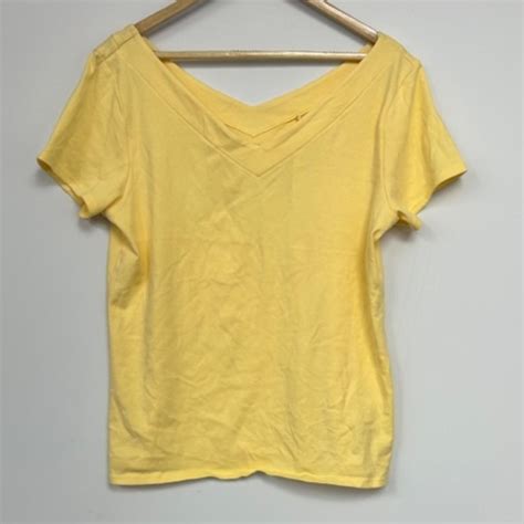 basic yellow top, plus size #top #plus size #tags... - Depop