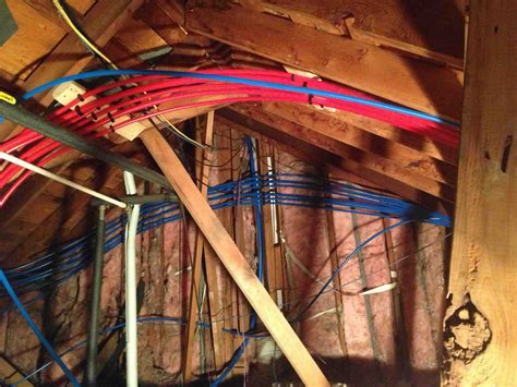 How To Insulate PEX Pipe In An Attic | Storables
