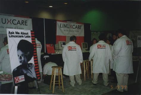 Linux Expo 1999 Photo Album LG #39