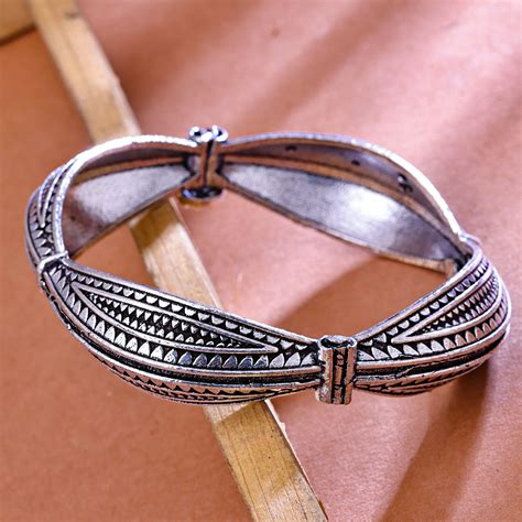 Sukkhi Oxidized Silver Kada for Women - Sukkhi.com