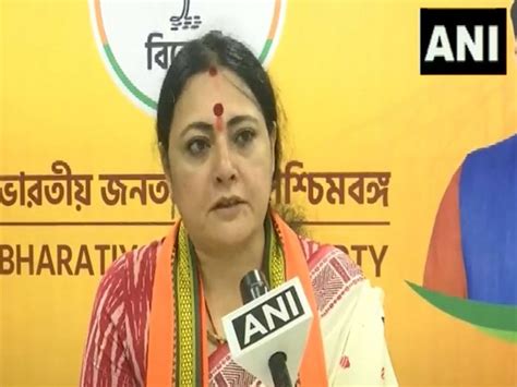 "Banerjee family is a drama company...": West Bengal BJP leader ...