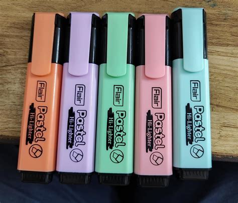 FLAIR Pastel Highlighter Set Of 5(Assroted) (Get 5 Cube Eraser Free ...