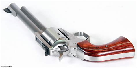 FREEDOM ARMS MODEL 83 PREMIER GRADE