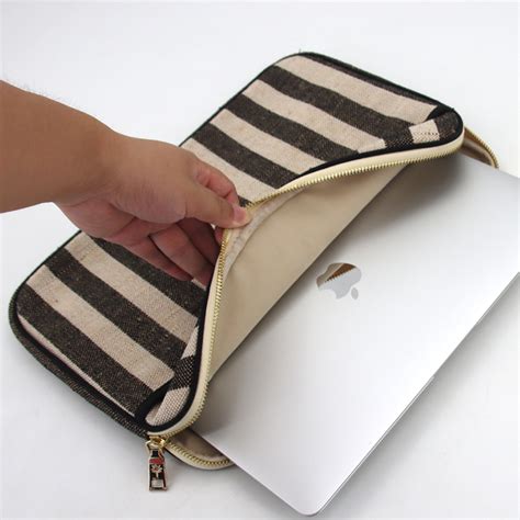 Laptop Case 的图像结果