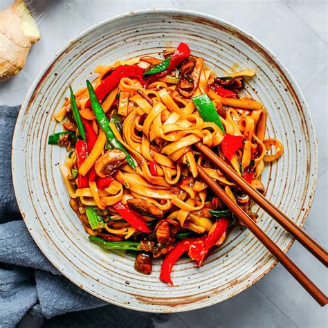 15-Minute Saucy Stir Fry Noodles | Recipe Cart | Recipe Cart