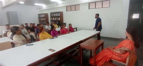 Pros & Cons of ‘domestic Violence Act 2005’ – Smt SR Mehta Arts College